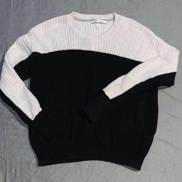 Victoria's Secret Tops - Victoria secret knit sweater
